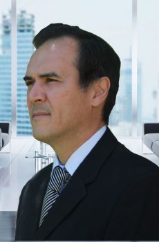 Luis Garza